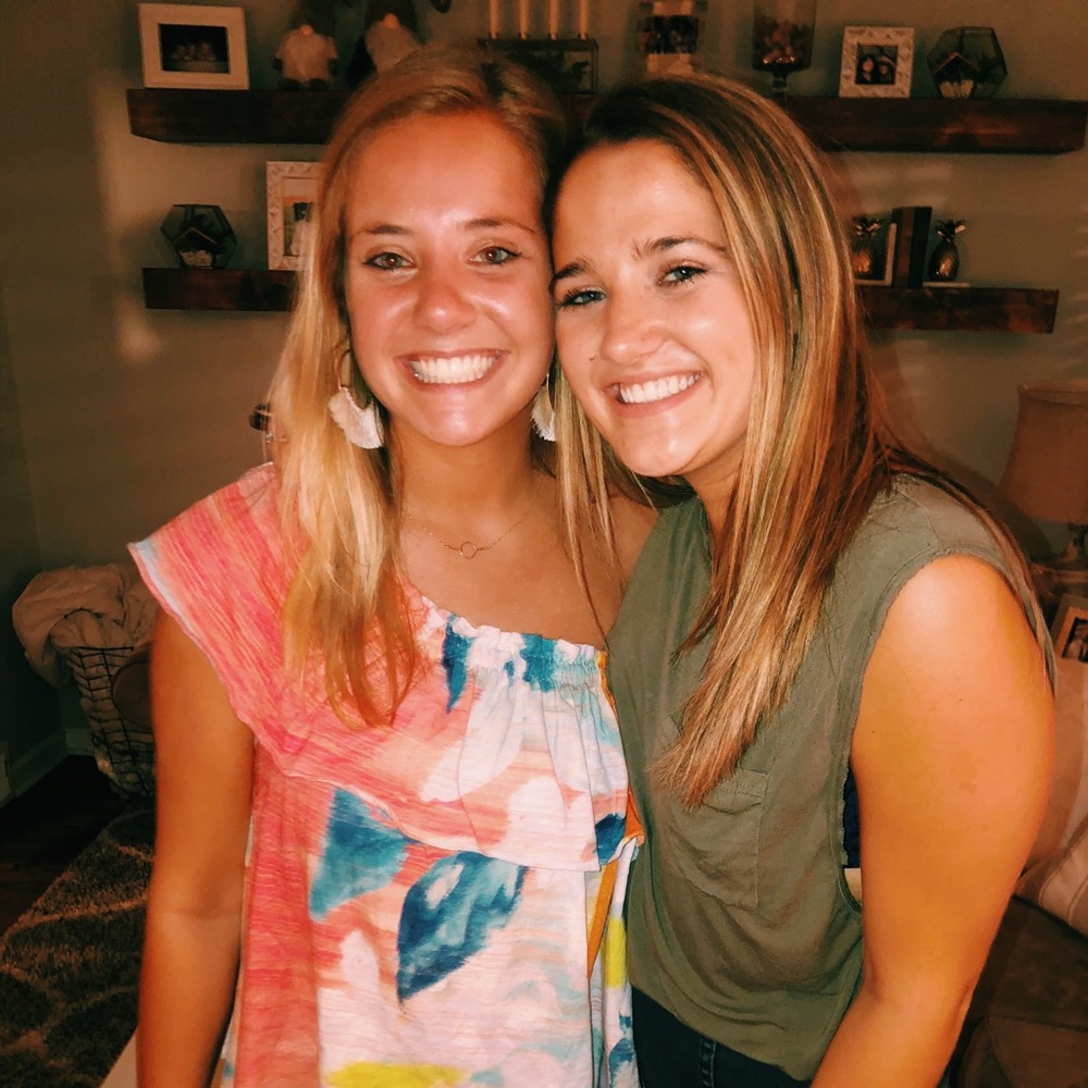 Meet your Posher, Caroline